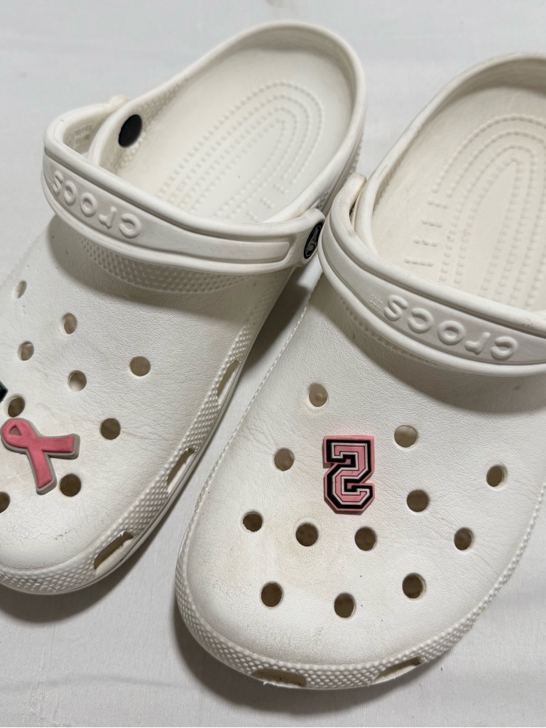 White Crocs Size 8 Men / 10 Women With Jibbitz Charms .
